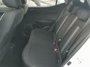 Hyundai i10 1.0 Klass  - Foto 2