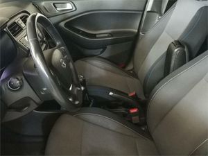 Hyundai i20 1.2 MPI Klass Go! Nav  - Foto 2