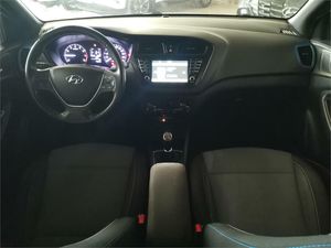 Hyundai i20 1.2 MPI Klass Go! Nav  - Foto 2