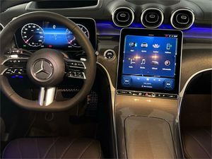 Mercedes GLC 200 4MATIC  - Foto 2