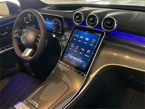 Mercedes GLC 200 4MATIC  - Foto 2
