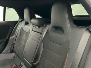 Mercedes CLA 200 d Shooting Brake  - Foto 2