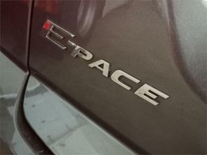 Jaguar E-Pace 2.0D 110kW R-Dynamic HSE 4WD Auto  - Foto 2