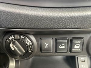 Nissan Navara KC Ch. Cab. 2.3dCi EU6 120kW Visia  - Foto 2