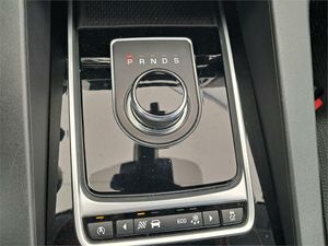 Jaguar F-Pace 2.0L i4D AWD Automático Portfolio  - Foto 2