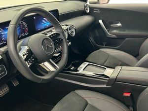 Mercedes Clase A 250 e Berlina  - Foto 2