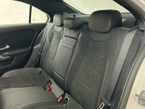 Mercedes Clase A 250 e Berlina  - Foto 2