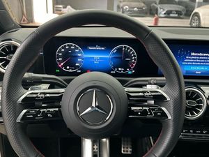 Mercedes Clase A 250 e Berlina  - Foto 2