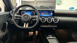 Mercedes Clase A 250 e Berlina  - Foto 2