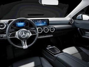 Mercedes Clase A 180 d  - Foto 2