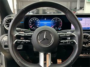 Mercedes Clase A 200 d AMG Line (EURO 6d)  - Foto 2
