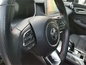 MG eHS 1.5T-GDI PHEV Luxury  - Foto 2
