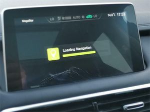 MG eHS 1.5T-GDI PHEV Luxury  - Foto 2