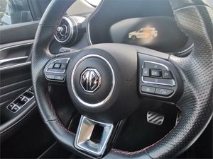 MG eHS 1.5T-GDI PHEV Luxury  - Foto 2