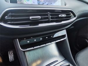 MG eHS 1.5T-GDI PHEV Luxury  - Foto 2