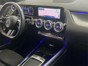 Mercedes GLA 200 d  - Foto 2