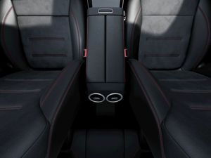 Mercedes Clase A 200 Berlina  - Foto 2
