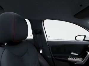 Mercedes Clase A 200 Berlina  - Foto 2