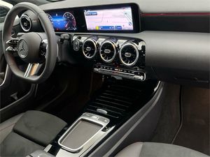 Mercedes Clase A 180 Compacto  - Foto 2