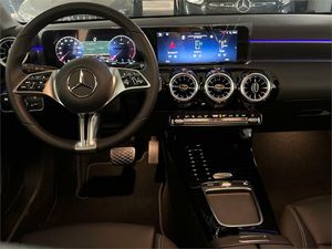 Mercedes Clase A 200 d Compacto  - Foto 2