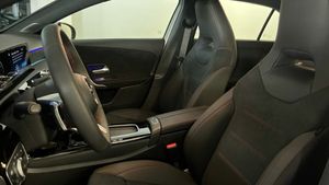 Mercedes Clase A 200 d Compacto  - Foto 2