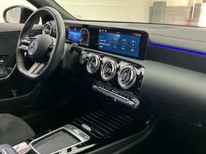 Mercedes CLA 200 d Shooting Brake  - Foto 2