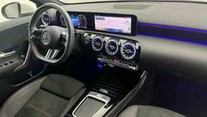Mercedes Clase A 180 d Compacto  - Foto 2