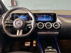 Mercedes GLA 200 d  - Foto 2