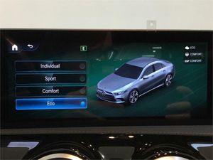 Mercedes Clase A Sedán A 180 d  - Foto 2
