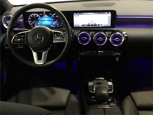 Mercedes Clase A Sedán A 180 d  - Foto 2