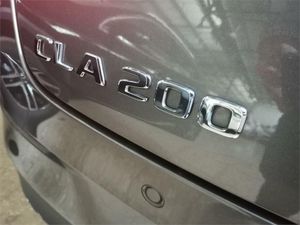 Mercedes CLA 200 Shooting Brake  - Foto 2