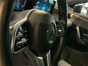 Mercedes CLA 200 Shooting Brake  - Foto 2
