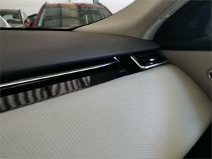 Land-Rover Range Rover Velar 2.0 D240 177kW (240CV) 4WD Auto  - Foto 2