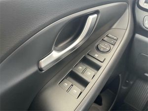 Hyundai i30 1.0 TGDI 48V Klass LR  - Foto 2