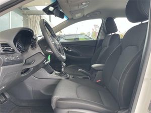 Hyundai i30 1.0 TGDI 48V Klass LR  - Foto 2