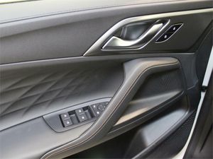 MG eHS 1.5T PHEV Luxury  - Foto 2