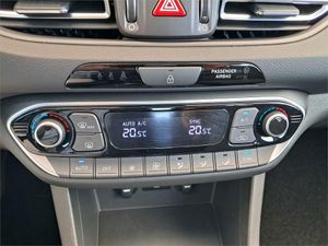 Hyundai i30 1.5 DPI Klass SLX  - Foto 2