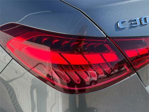 Mercedes Clase C 300 d e Berlina  - Foto 2