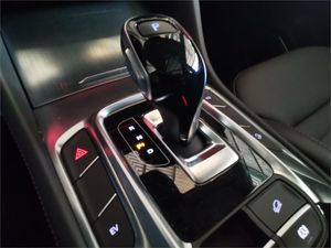 MG eHS 1.5T-GDI PHEV Luxury  - Foto 2