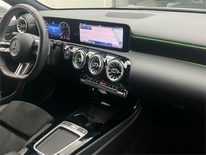 Mercedes Clase A 200 d Compacto  - Foto 2