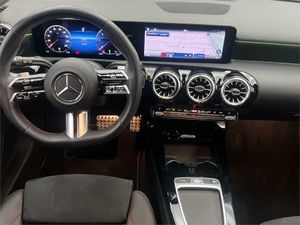 Mercedes Clase A 200 d Compacto  - Foto 2