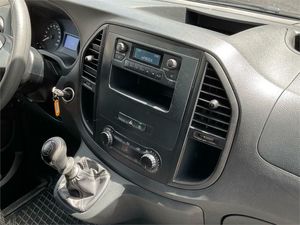 Mercedes Vito 110CDI 75kW furgón Pro larga  - Foto 2