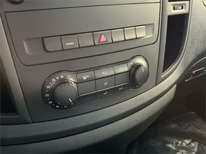 Mercedes Vito e-Vito 112 Furgón Larga  - Foto 2