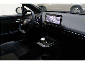 MG MG4 64kWh Luxury  - Foto 2