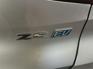 MG ZS EV Luxury Long Range OBC 6,6KW  - Foto 2