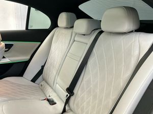 Mercedes Clase E 220 d berlina  - Foto 2