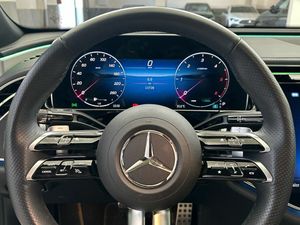 Mercedes Clase E 220 d berlina  - Foto 2