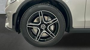 Mercedes GLC 300 d 4Matic AMG Line (EURO 6d)  - Foto 2
