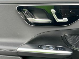 Mercedes Clase C 300 d e Berlina  - Foto 2