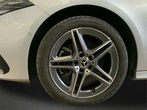 Mercedes Clase A 250 e Sedán  - Foto 2